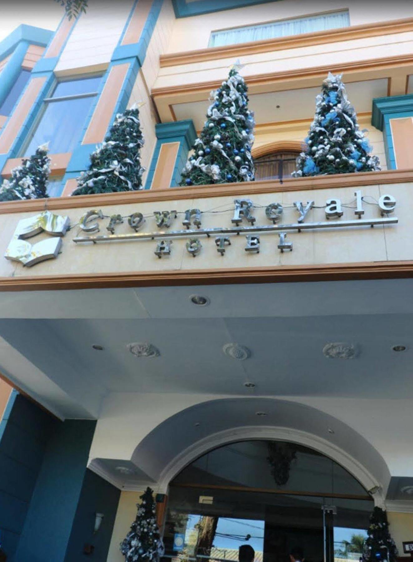 Crown Royale Hotel Balanga Εξωτερικό φωτογραφία