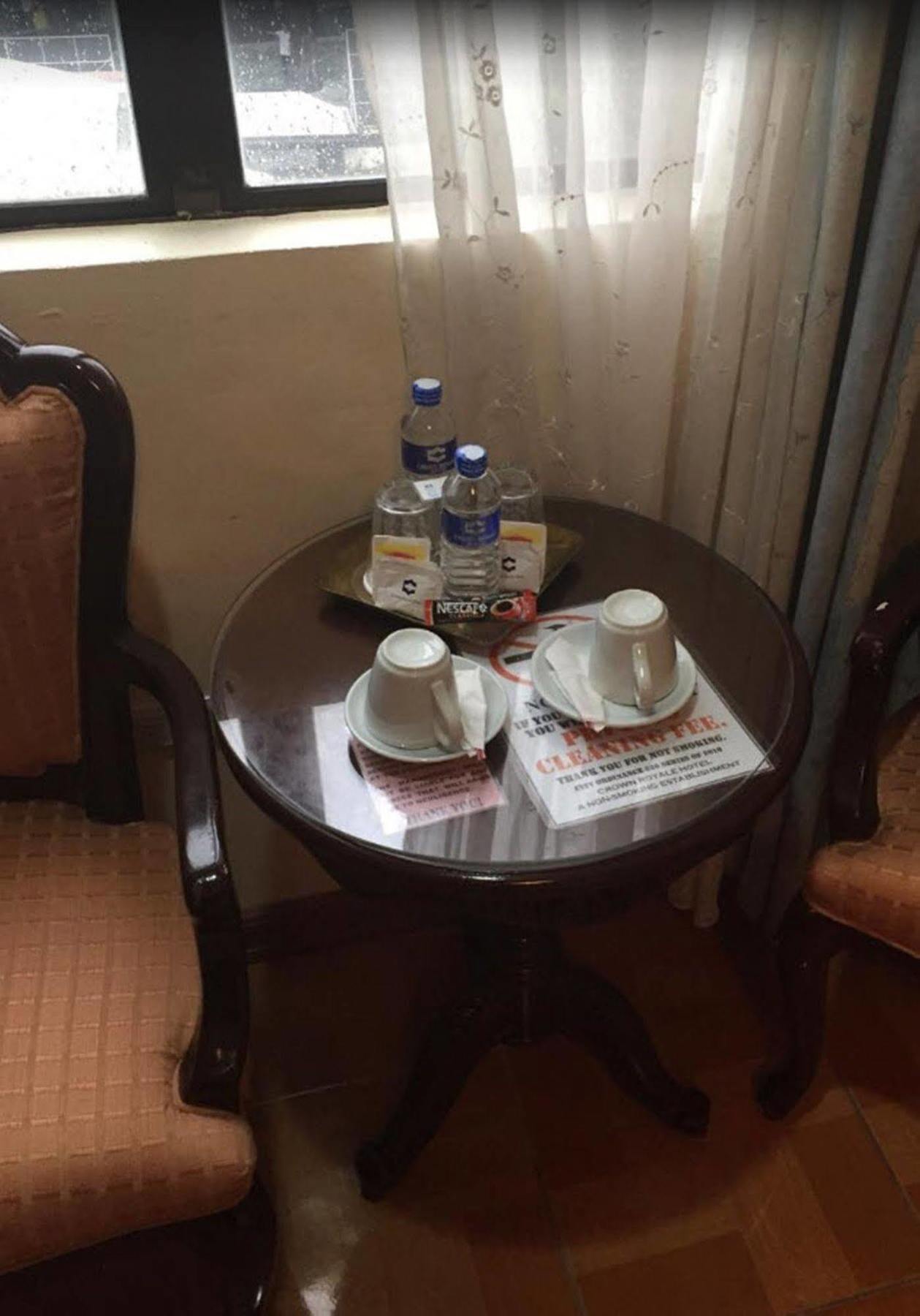 Crown Royale Hotel Balanga Εξωτερικό φωτογραφία