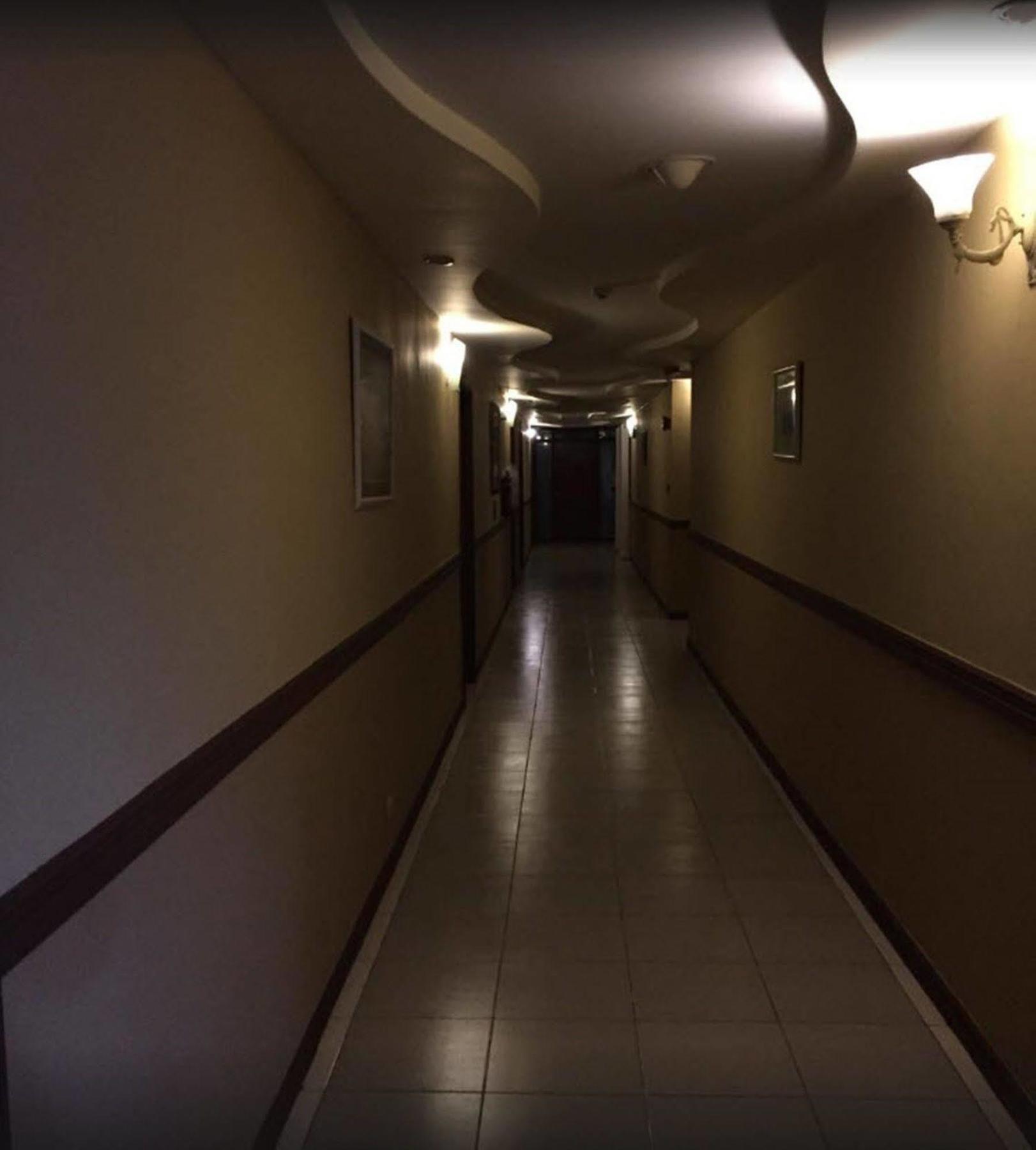 Crown Royale Hotel Balanga Εξωτερικό φωτογραφία